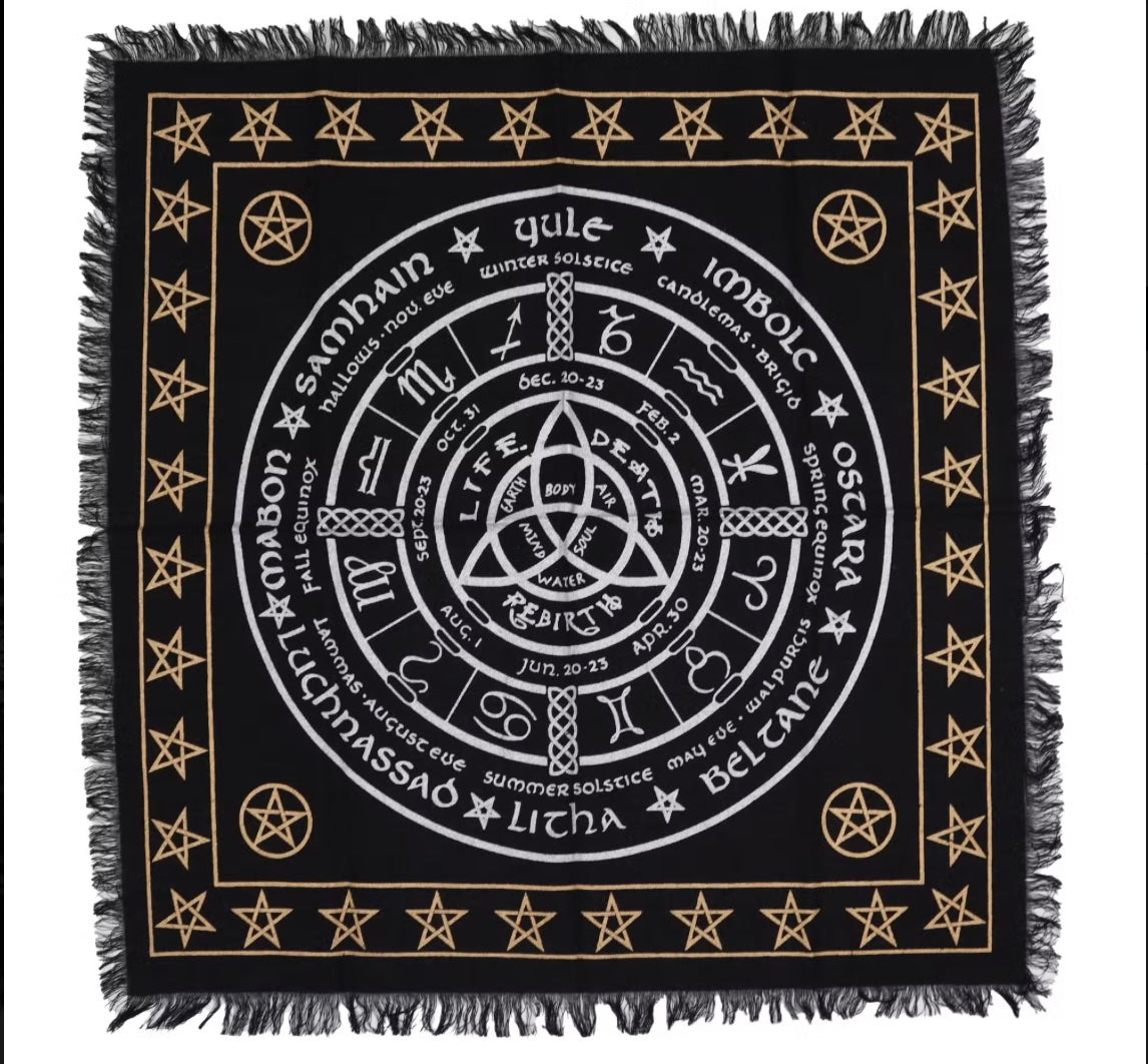 witches altar cloth for rituals